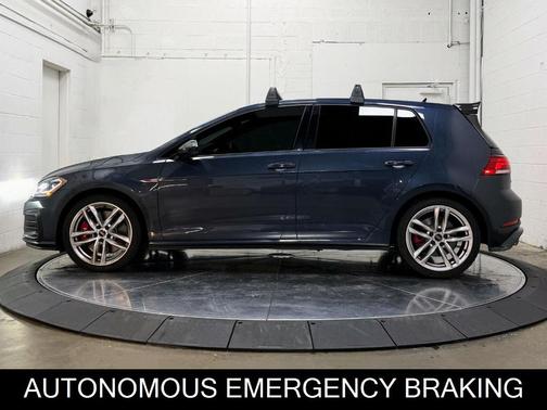 2018 Volkswagen Golf GTI 2.0T SE 4-Door