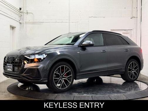 2022 Audi Q8 55 Premium