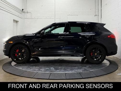 2013 Porsche Cayenne GTS