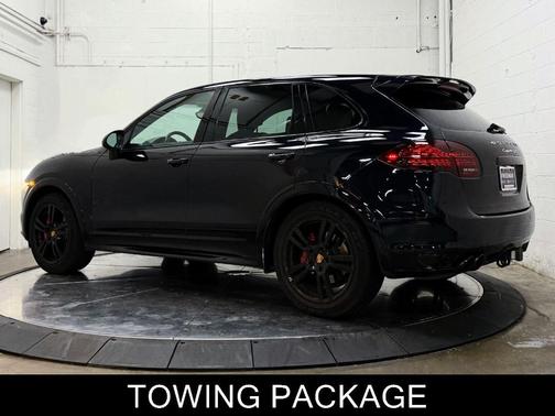 2013 Porsche Cayenne GTS
