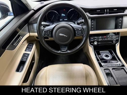 2017 Jaguar XF 35t Prestige