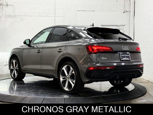 2023 Audi Q5 45 S line quattro Premium
