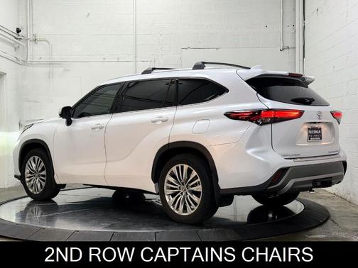 2024 Toyota Highlander Platinum