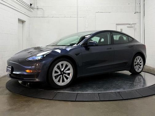 2022 Tesla Model 3 Base
