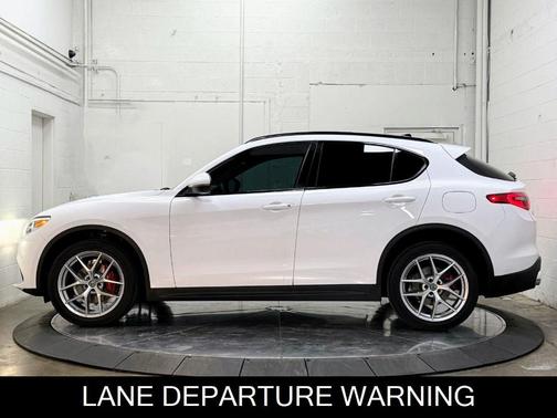 2019 Alfa Romeo Stelvio Ti