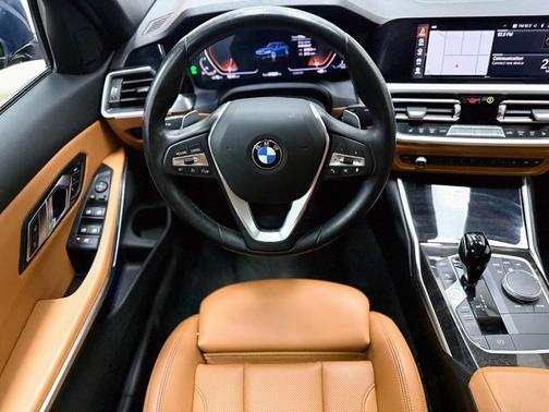 2022 BMW 330 i xDrive