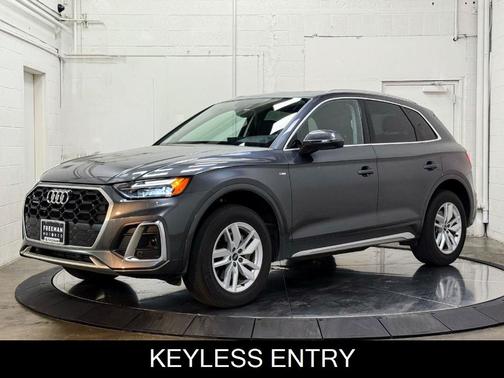 2022 Audi Q5 45 S line quattro Premium