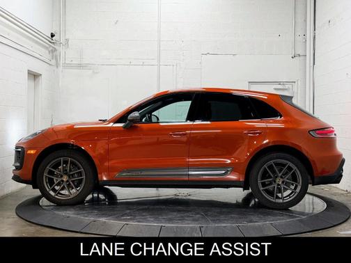2023 Porsche Macan KEYLESS ENTRY PANORAMIC MOONROOF NAVIGATION VIEW C