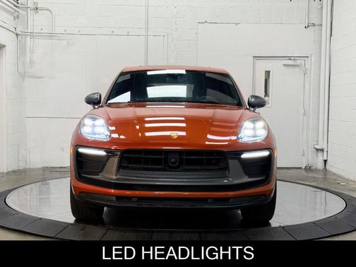 2023 Porsche Macan KEYLESS ENTRY PANORAMIC MOONROOF NAVIGATION VIEW C