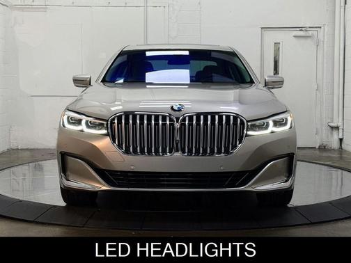 2021 BMW 750 i xDrive
