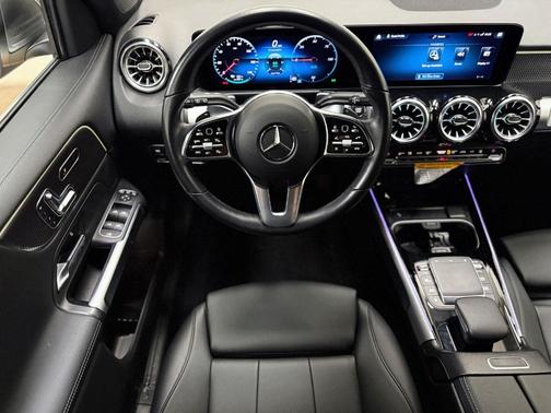 2023 Mercedes-Benz EQB 300 Base 4MATIC