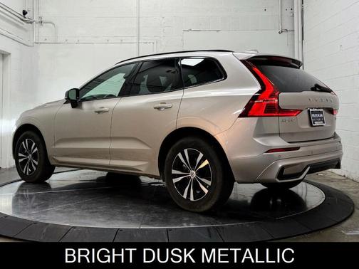 2025 Volvo XC60 B5 Core