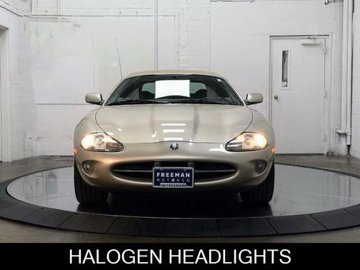 1999 Jaguar XK8