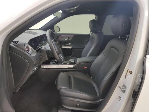 2023 Mercedes-Benz EQB 300 Base 4MATIC