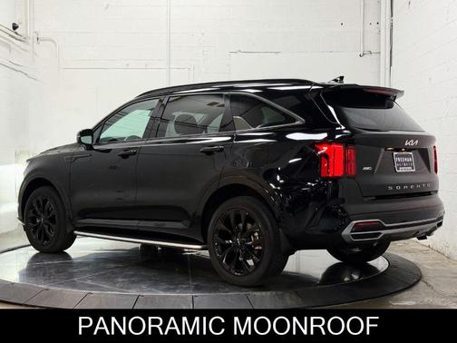 2022 Kia Sorento SX