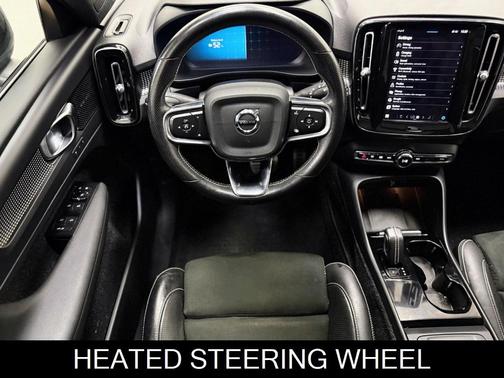 2021 Volvo XC40 Recharge Pure Electric P8