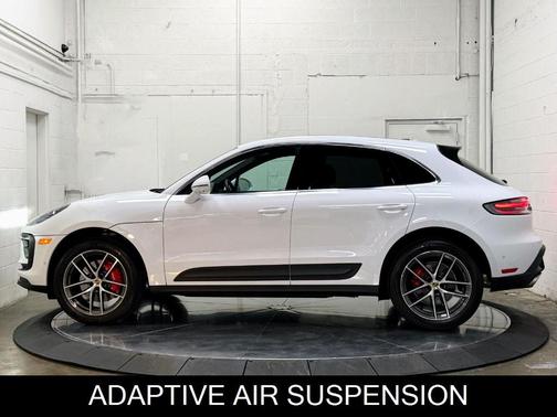 2022 Porsche Macan S