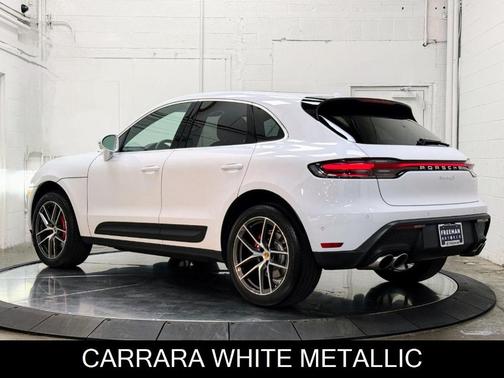 2022 Porsche Macan S