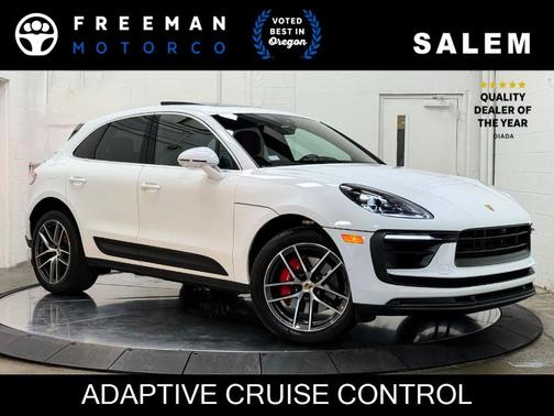 2022 Porsche Macan S