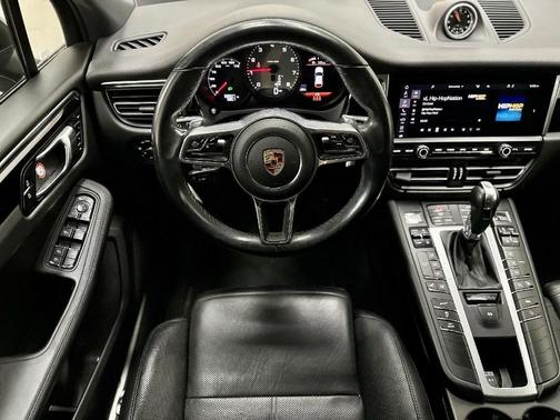 2021 Porsche Macan S