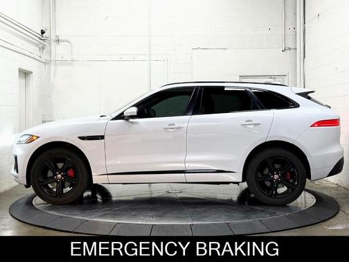 2019 Jaguar F-PACE S