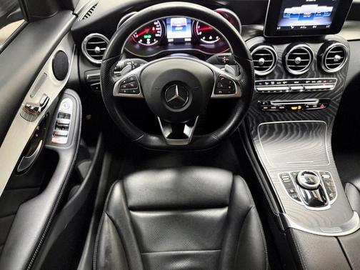 2019 Mercedes-Benz GLC 300 Base