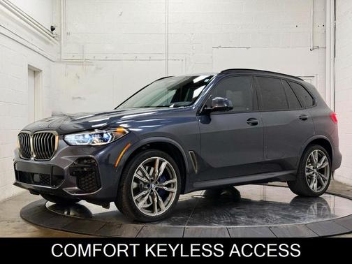2022 BMW X5 M50i
