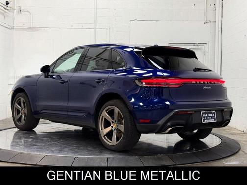 2023 Porsche Macan T