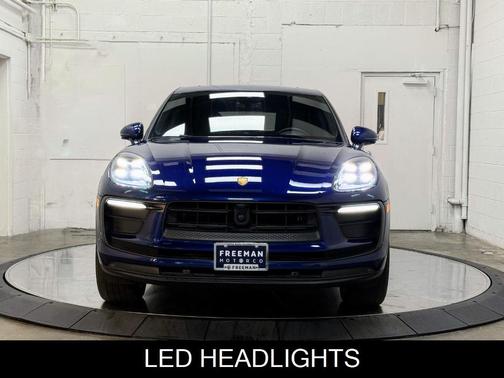 2023 Porsche Macan T
