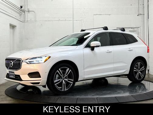 2018 Volvo XC60 T6 Momentum