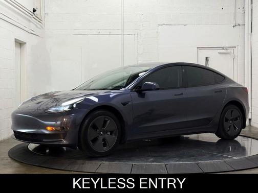 2023 Tesla Model 3 Base