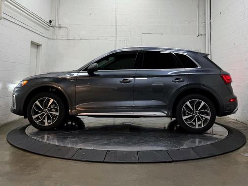 2023 Audi Q5 45 S line quattro Premium
