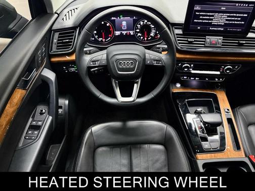 2023 Audi Q5 45 S line quattro Premium