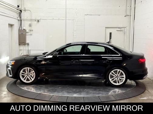 2024 Audi A4 45 S line quattro Premium