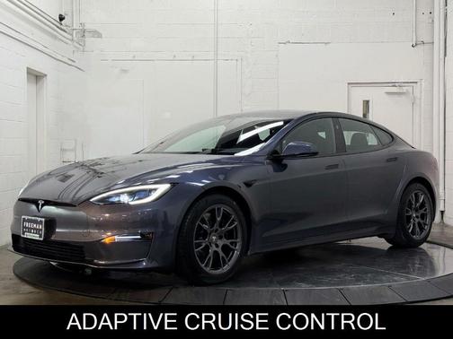 2022 Tesla Model S Plaid