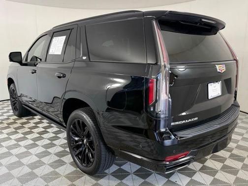 2024 Cadillac Escalade Sport