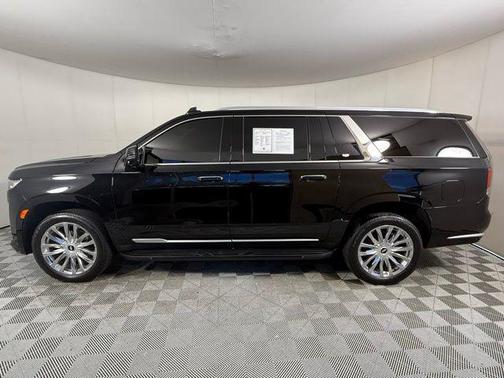 2022 Cadillac Escalade ESV Premium Luxury