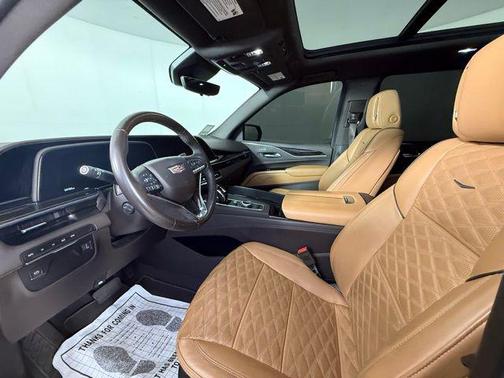 2022 Cadillac Escalade ESV Premium Luxury