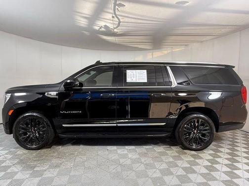 2024 GMC Yukon XL SLT