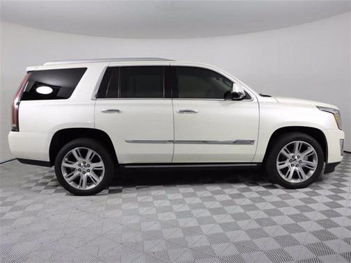 2015 Cadillac Escalade Premium