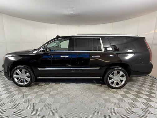 2020 Cadillac Escalade ESV Premium Luxury