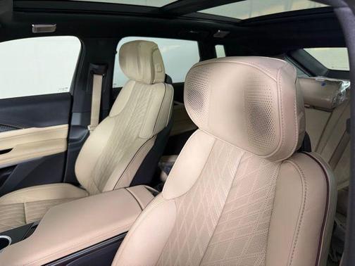 2026 Cadillac LYRIQ Signature Luxury