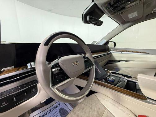 2025 Cadillac Escalade Sport Platinum