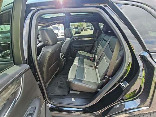2022 Cadillac XT5 Sport