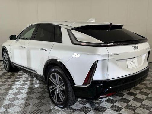 2025 Cadillac LYRIQ Luxury w/1SC