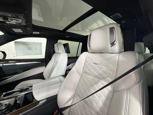 2026 Cadillac Escalade ESV Platinum