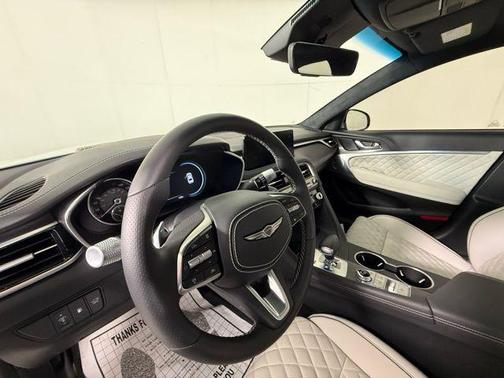 2025 Genesis G70 3.3T RWD Sport Advanced