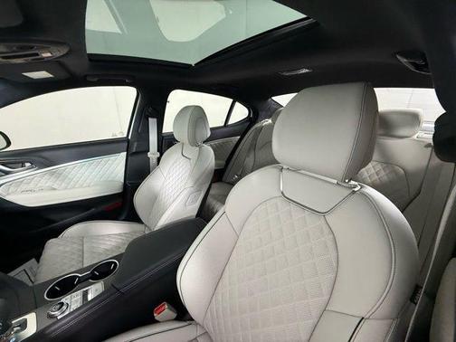 2025 Genesis G70 3.3T RWD Sport Advanced