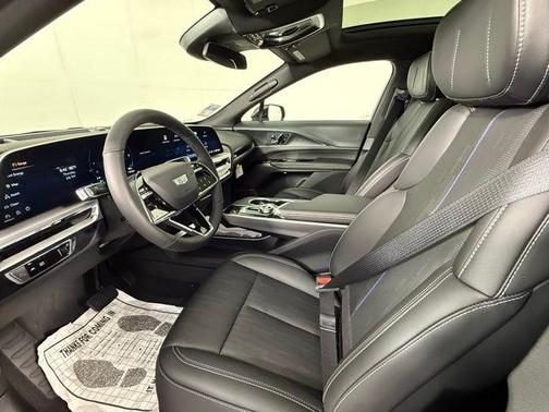 2025 Cadillac LYRIQ Luxury w/1SC