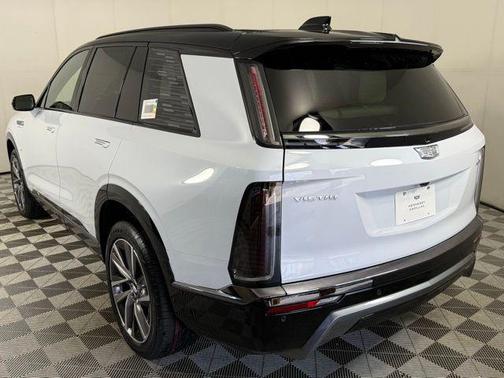 Vibrant White Tricoat 2026 Cadillac VISTIQ Sport